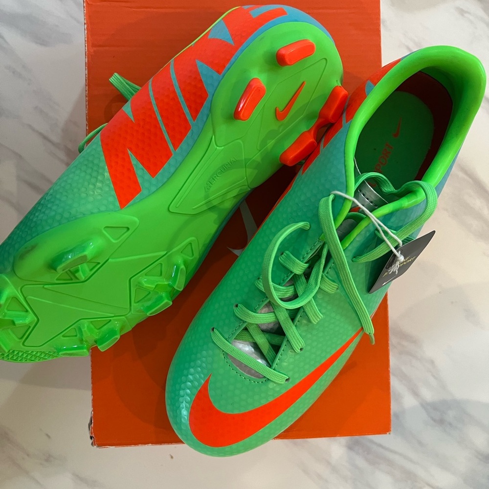 Cleets jr mercurial